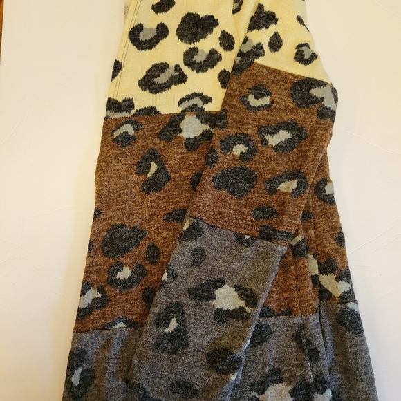 Red Lolly Animal Print Open Front Cardigan Mid Thigh Length Size Small - Picture 3 of 4